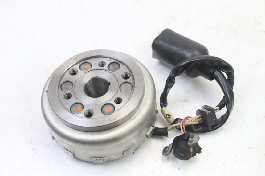 photo de ESTATOR YAMAHA X-MAX XMAX 125 (2010 - 2013) - Zoom estado de uso