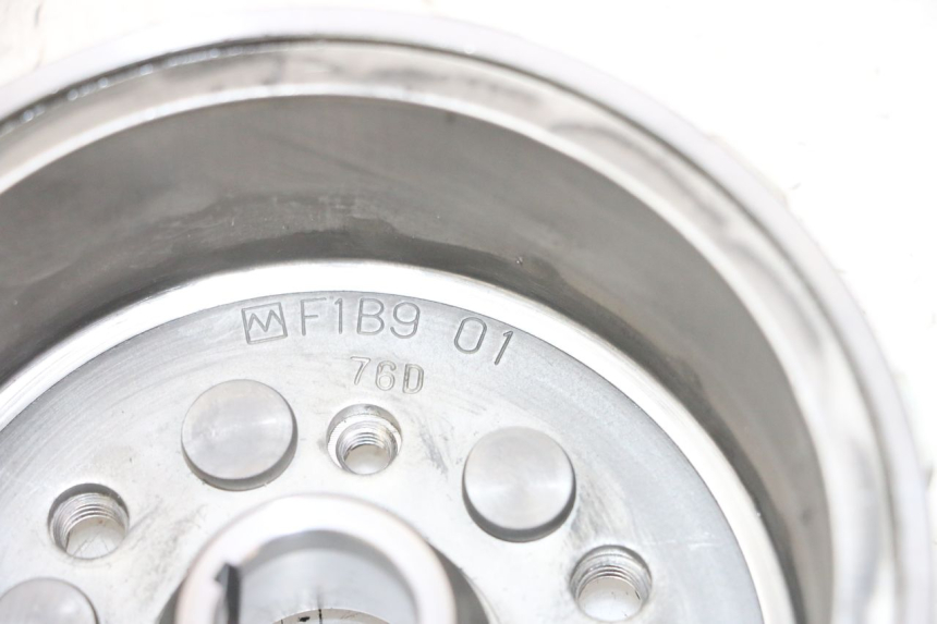 photo de ESTATOR YAMAHA XMAX X-MAX 125 (2006 - 2009) - Marcados y referencias originales