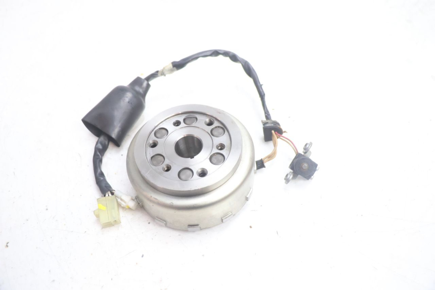 photo de ESTATOR YAMAHA X-MAX XMAX 125 (2010 - 2013) - Zoom estado de uso