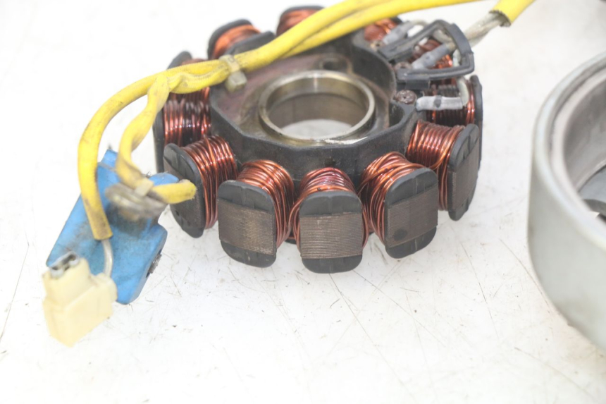 photo de ROTOR ESTATOR PIAGGIO X8 125 (2004 - 2007) - Detalle de la pieza