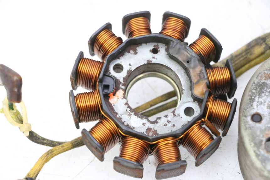 photo de ESTATOR PIAGGIO X9 EVOLUTION 125 (2003 - 2007) - Otra vista del artículo