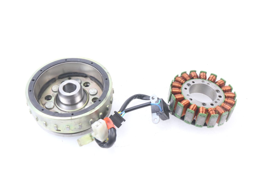 photo de ESTATOR KYMCO XCITING 500 (2007 - 2010) - Vista principal