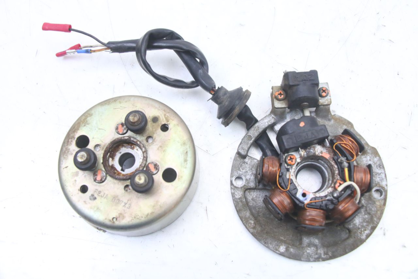 photo de ESTATOR YAMAHA AEROX 50 (1997 - 2006) - Detalle de la pieza