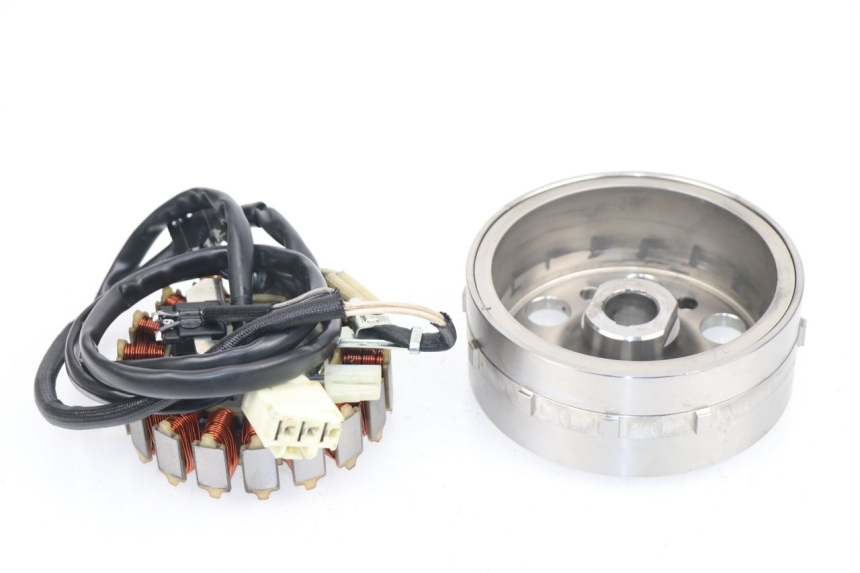 photo de ESTATOR YAMAHA XP T-MAX TMAX 530 (2015 - 2016) - Detalle de la pieza