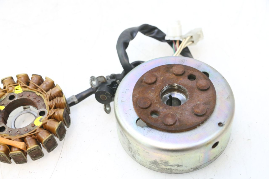 photo de ROTOR ESTATOR YAMAHA YP MAJESTY 125 (2002 - 2006) - Inspección visual detallada