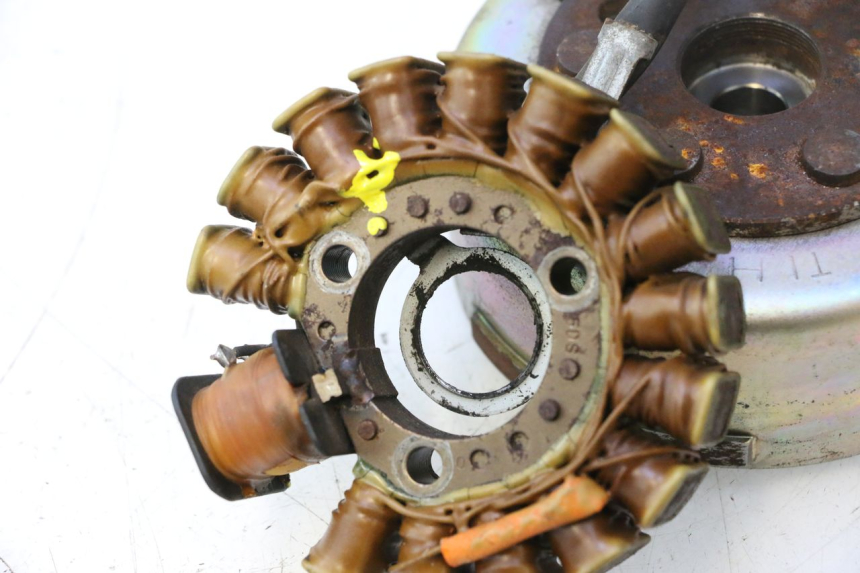 photo de ROTOR ESTATOR YAMAHA YP MAJESTY 125 (2002 - 2006) - Zoom estado de uso