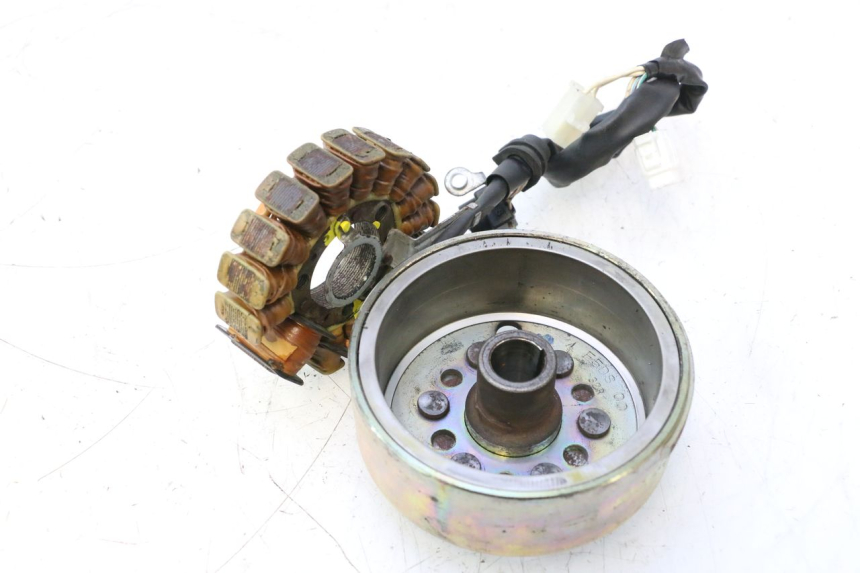 photo de ROTOR ESTATOR YAMAHA YP MAJESTY 125 (2002 - 2006) - Estado de la superficie y material