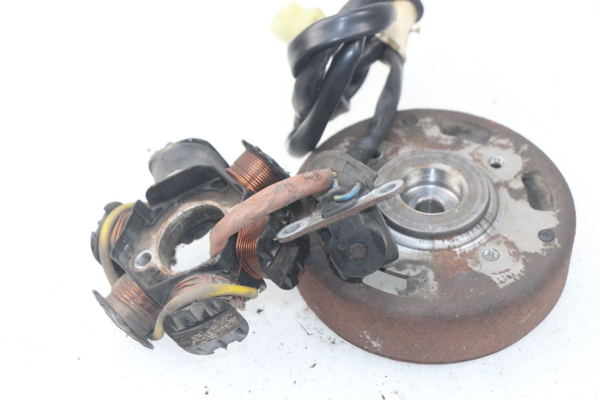 photo de ROTOR ESTATOR PEUGEOT ZENITH 50 (1994 - 1999) - Otra perspectiva