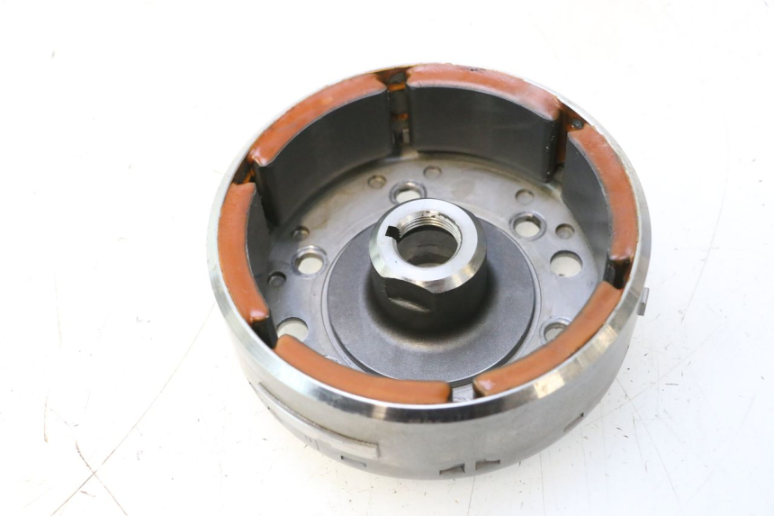 photo de VOLANTE MAGNETICO SUZUKI SV S 650 (1999 - 2002) - Zoom estado de uso