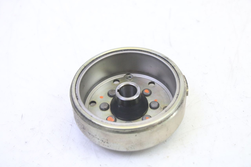 photo de VOLANTE MAGNETICO PEUGEOT VIVACITY NEW 2T 50 (2008 - 2017) - Zoom estado de uso