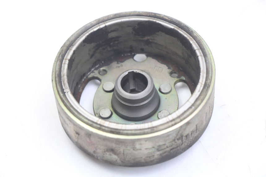 photo de VOLANTE MAGNETICO PEUGEOT VIVACITY 125 (2010 - 2017) - Detalle de la pieza