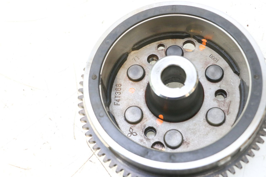 photo de VOLANTE MAGNETICO YAMAHA WAVE RUNNER GP R 1200 (2000 - 2003) - Otra perspectiva