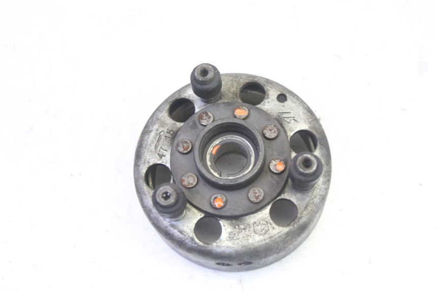 photo de VOLANTE MAGNETICO PIAGGIO XEVO - X EVO 125 (2007 - 2017) - Detalle de la pieza