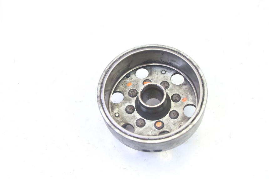 photo de VOLANTE MAGNETICO PIAGGIO XEVO - X EVO 125 (2007 - 2017) - Zoom estado de uso