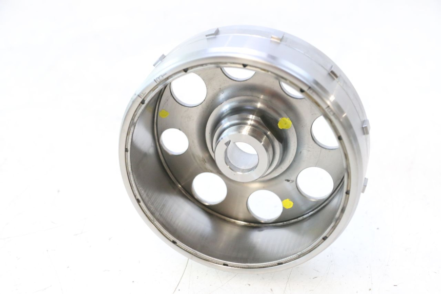 photo de VOLANTE MAGNETICO HONDA XLV VARADERO 125 (2007 - 2012) - Primer plano técnico