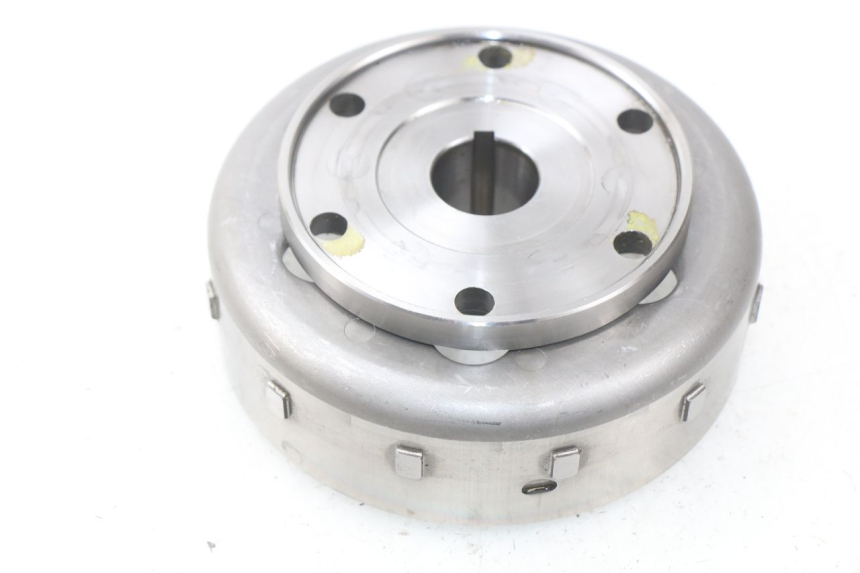 photo de VOLANTE MAGNETICO YAMAHA XP T-MAX TMAX 500 (2008 - 2012) - Detalle de la pieza