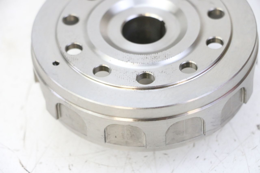photo de VOLANTE MAGNETICO YAMAHA YZ-F YZF 250 (2014 - 2018) - Detalle de la pieza
