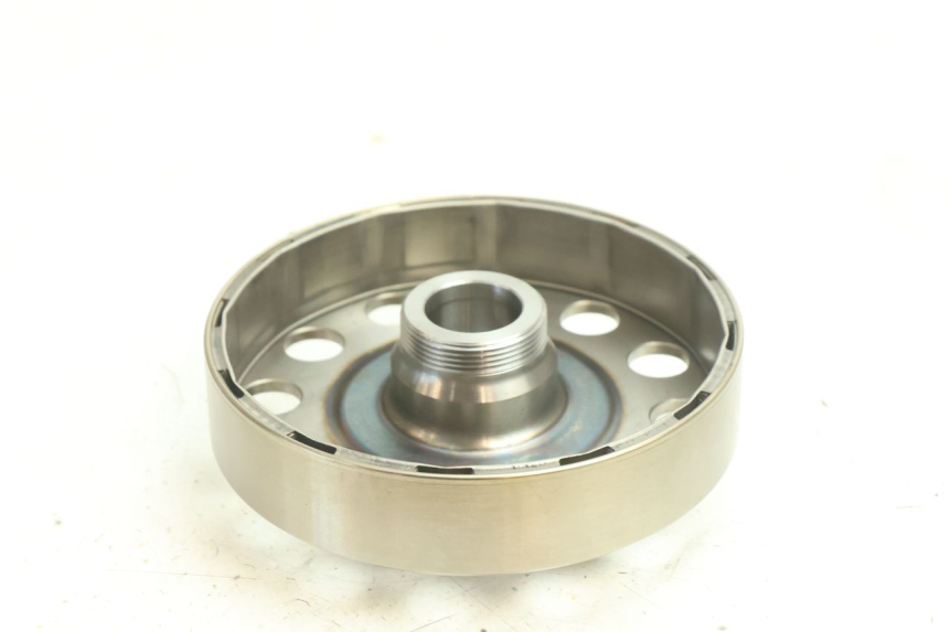 photo de VOLANTE MAGNETICO YAMAHA YZF R6 600 (2008 - 2009) - Otra perspectiva