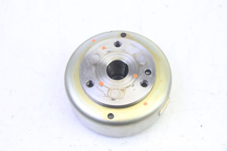 photo de VOLANTE MAGNETICO KYMCO ZING 125 (1997 - 2003) - Detalle de la pieza