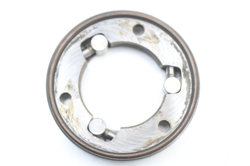 photo de RUEDA LIBRE DE ARRANQUE SUZUKI BURGMAN 125 (2007 - 2014) - Primer plano técnico