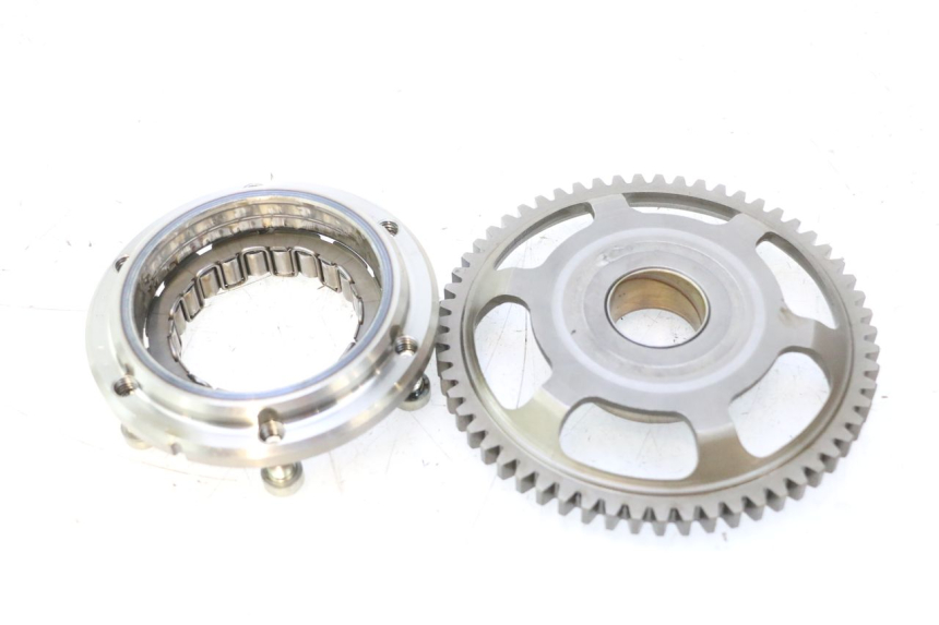 photo de ARRANQUE RUEDA LIBRE HONDA FJS SILVER WING SILVERWING 400 (2005 - 2008) - Primer plano técnico