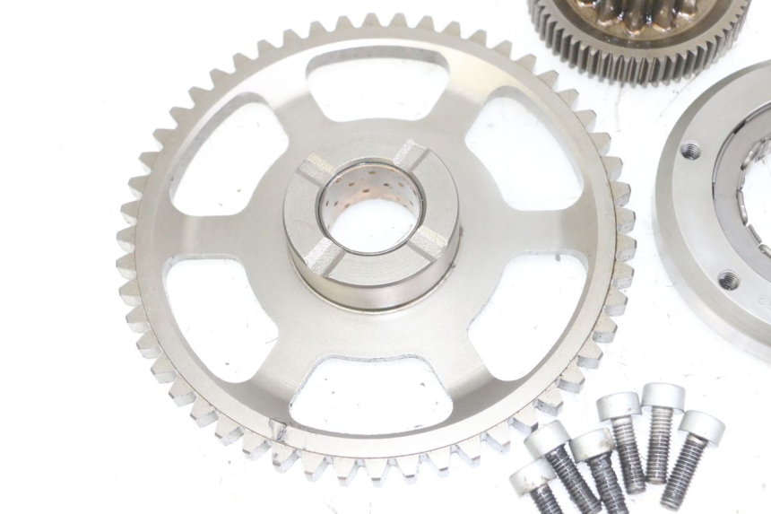 photo de ARRANQUE RUEDA LIBRE HONDA FORZA ABS 300 (2013 - 2017) - Estado de la superficie y material