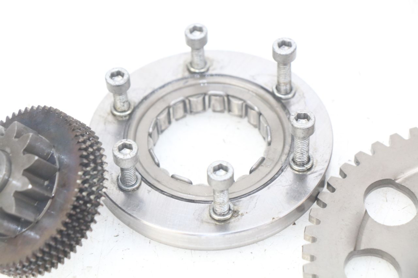 photo de RUEDA LIBRE DE ARRANQUE PEUGEOT GEOPOLIS 400 (2007 - 2013) - Primer plano técnico