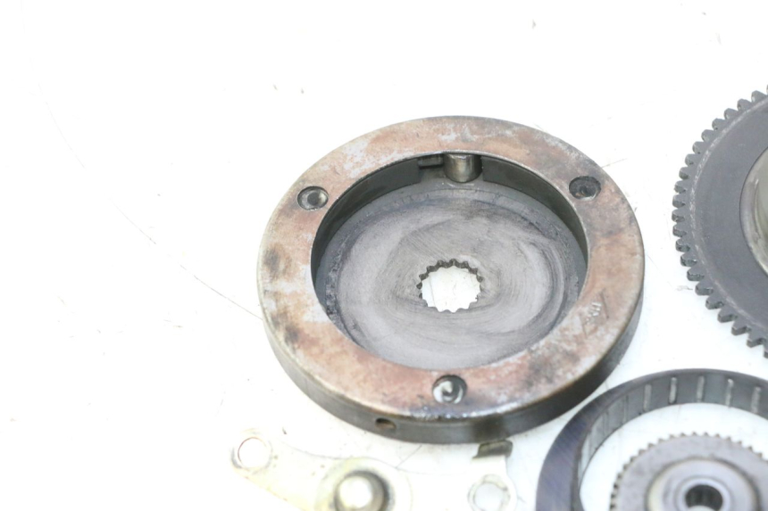 photo de ARRANQUE RUEDA LIBRE NECO GPX LC 2T 50 (2014 - 2018) - Detalles de los puntos de fijación