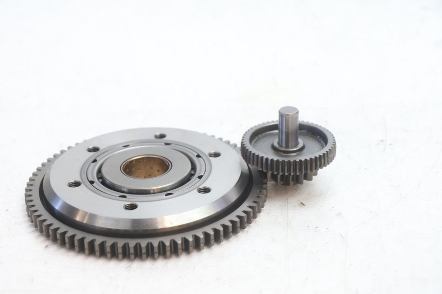 photo de ARRANQUE RUEDA LIBRE SUZUKI SV S 650 (1999 - 2002) - Detalle de la pieza