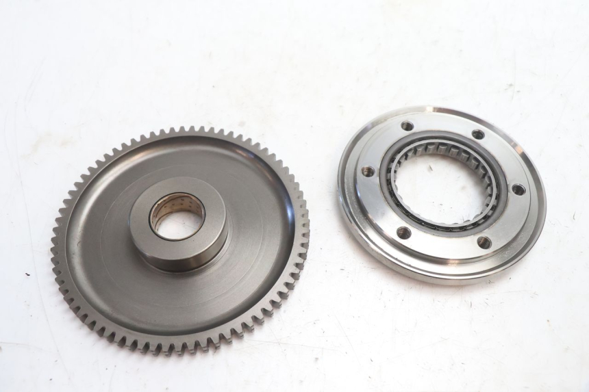 photo de ARRANQUE RUEDA LIBRE SUZUKI SV S 650 (1999 - 2002) - Otra perspectiva