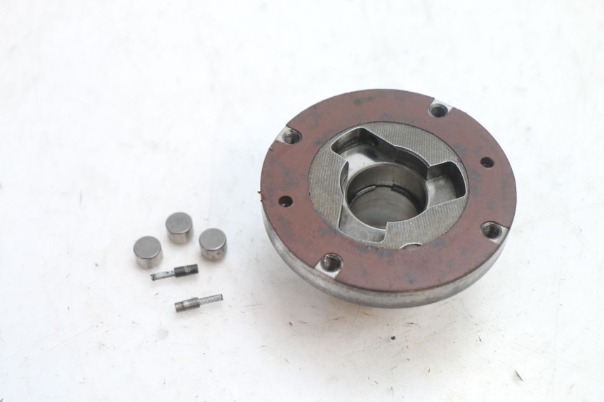 photo de ARRANQUE RUEDA LIBRE PIAGGIO VESPA PK FL 2T 50 (1990 - 1996) - Otra perspectiva