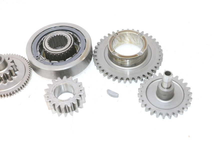photo de ARRANQUE RUEDA LIBRE HONDA XLV VARADERO 125 (2007 - 2012) - Primer plano técnico