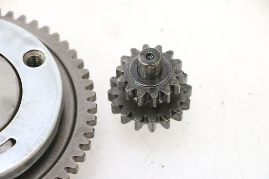 photo de ARRANQUE RUEDA LIBRE SMC XROAD 150 - Detalles de los puntos de fijación