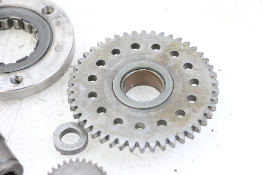 photo de RUEDA LIBRE DE ARRANQUE YAMAHA FZS FAZER 600 (2001 - 2003) - Otra perspectiva