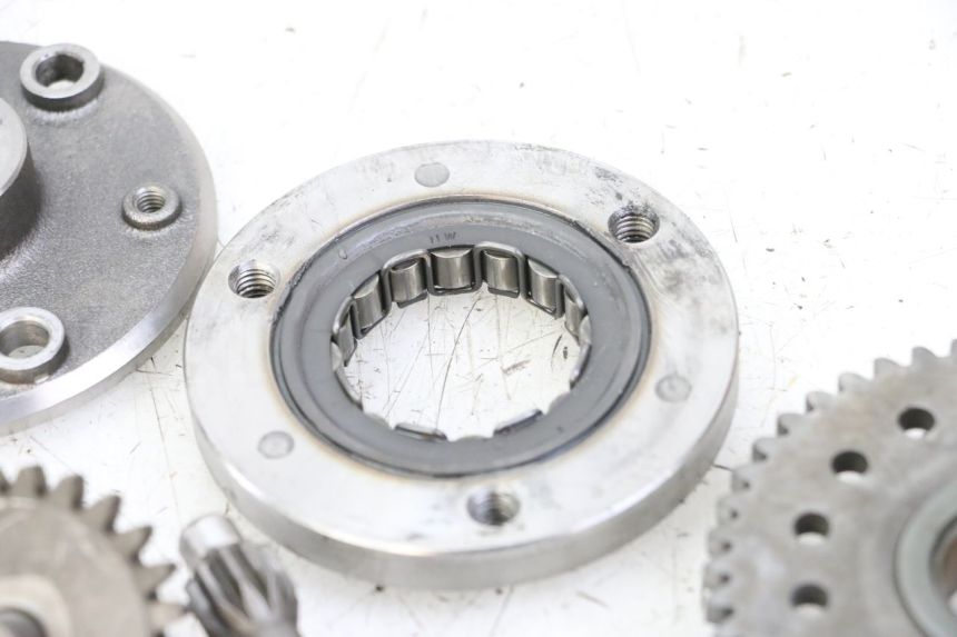 photo de RUEDA LIBRE DE ARRANQUE YAMAHA FZS FAZER 600 (2001 - 2003) - Primer plano técnico