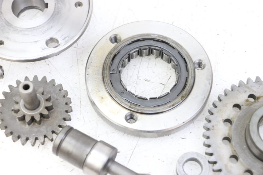 photo de RUEDA LIBRE DE ARRANQUE YAMAHA FZS FAZER 600 (2001 - 2003) - Estado de la superficie y material