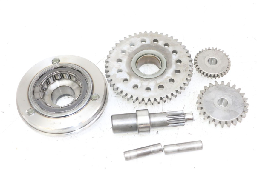 photo de RUEDA LIBRE DE ARRANQUE YAMAHA FZS FAZER 600 (2001 - 2003) - Primer plano técnico