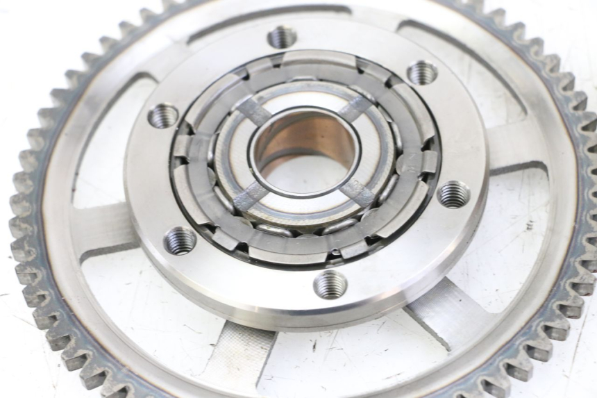 photo de ARRANQUE RUEDA LIBRE YAMAHA YP T-MAX TMAX 530 (2017 - 2020) - Primer plano técnico