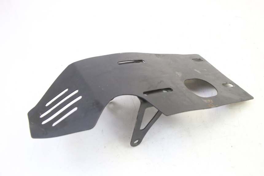 photo de CáRTER DEL MOTOR APOLLO RFZ 125 - Detalles de los puntos de fijación