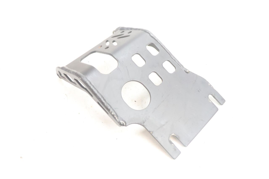 photo de QUILLA APOLLO RFZ 125 - Primer plano técnico