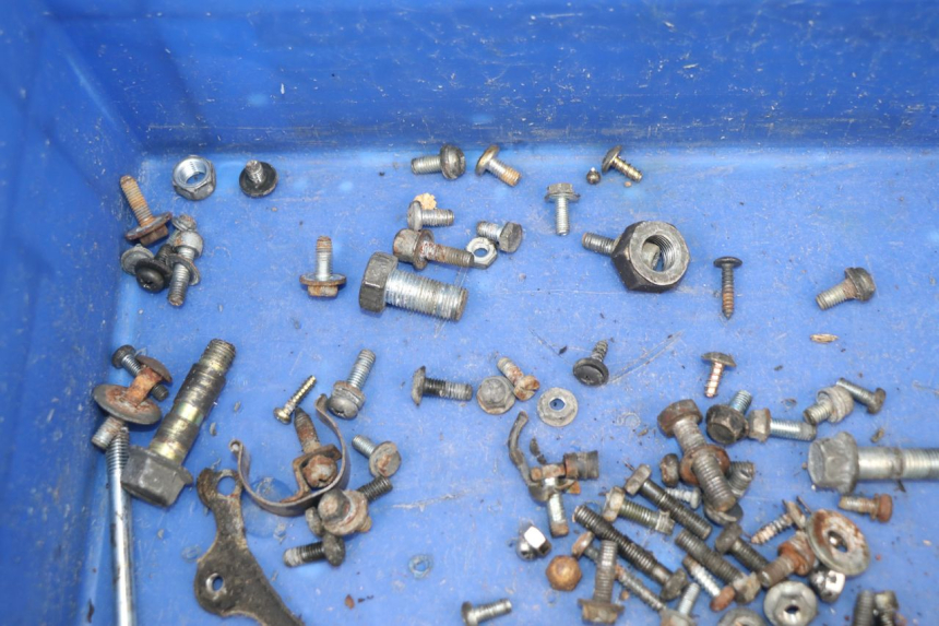 photo de TORNILLOS MBK ACTIVE 80 (1991 - 1995) - Otra perspectiva