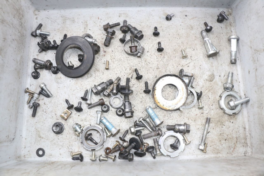 photo de TORNILLOS YAMAHA AEROX NAKED 2T 50 (2013 - 2017) - Vista principal