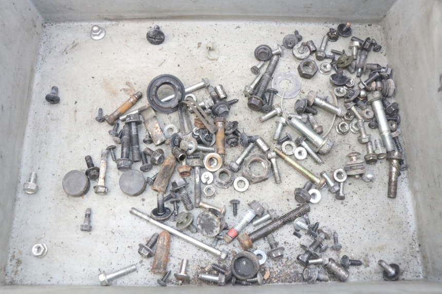 photo de BOLSA DE TORNILLERÍA TORNILLO KYMCO AGILITY 4T 50 (2018 - 2022) - Vista principal