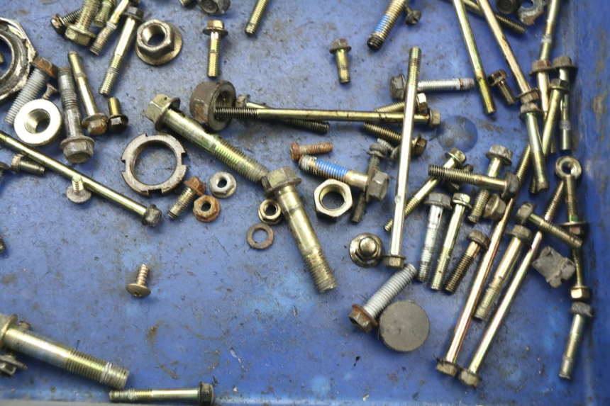 photo de TORNILLOS KYMCO AGILITY 125 (2005 - 2010) - Zoom estado de uso