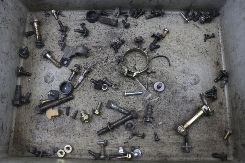 photo de TORNILLOS KYMCO AGILITY CARRY 50 (2011 - 2020) - Vista principal