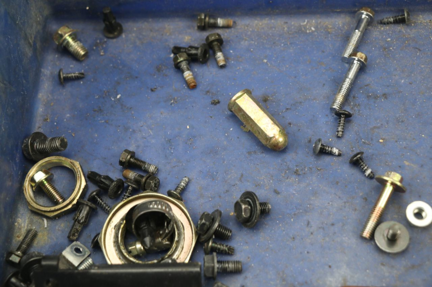 photo de TORNILLOS KYMCO AGILITY CITY 16P 125 (2015 - 2021) - Vista general del producto