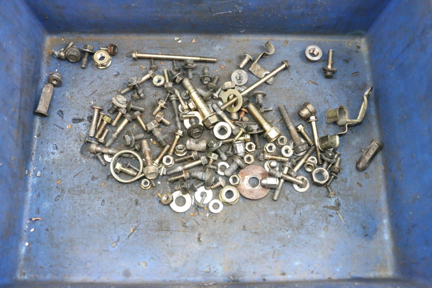 photo de TORNILLOS KYMCO AGILITY PREMIUM 50 (2007 - 2010) - Vista principal