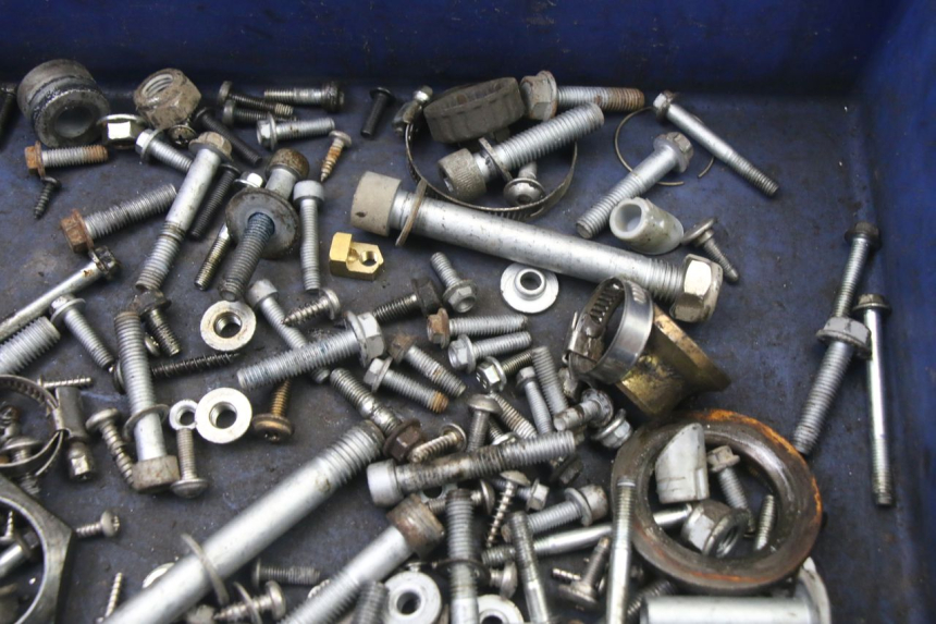 photo de BOLSA DE TORNILLERÍA TORNILLO APRILIA ATLANTIC 125 (2003 - 2009) - Zoom estado de uso