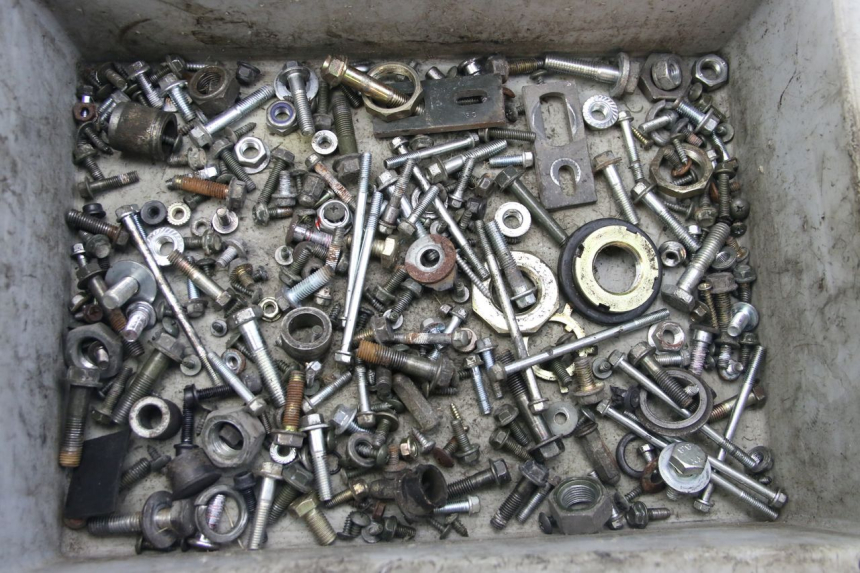 photo de BOLSA DE TORNILLERÍA TORNILLO ECCITY ARTELEC 670 1 (2013 - 2017) - Vista principal