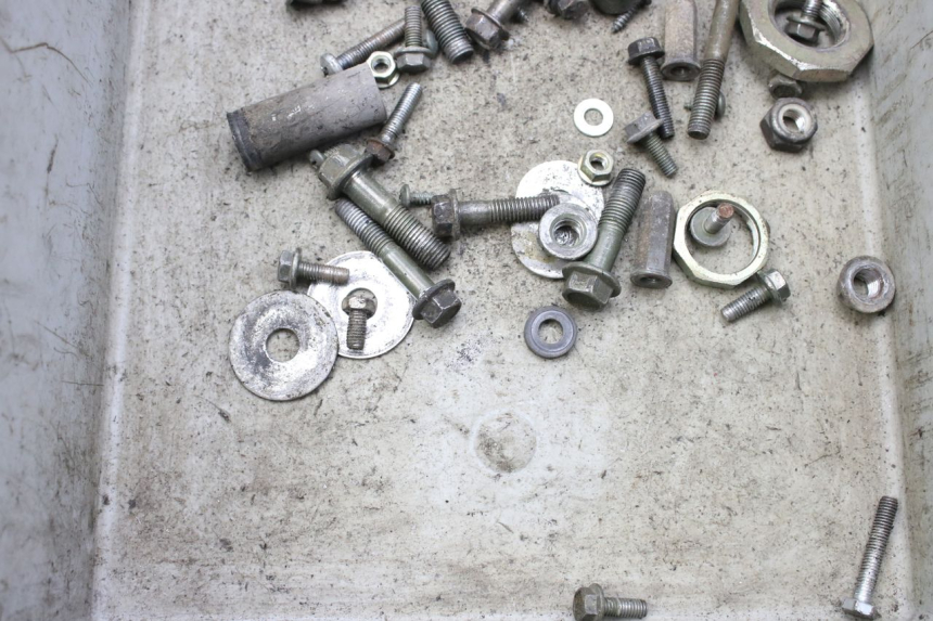 photo de BOLSA DE TORNILLERÍA TORNILLO NECO AZZURO 4T 50 (2020 - 2023) - Zoom estado de uso